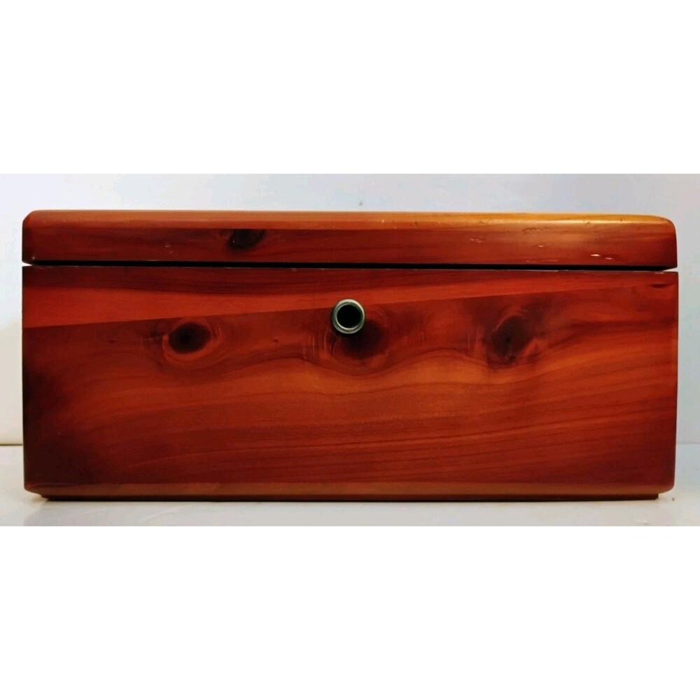 Vintage Lane Miniature Cedar Chest Trinket Box Altavista VA Original Paper Label
